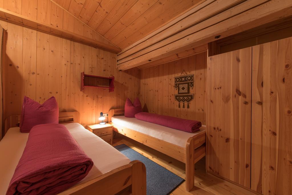Gasthof Zur Traube Pettneu am Arlberg Esterno foto